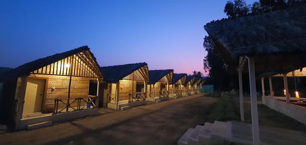 Lazy Panda Hotel Hampi Ngoại thất bức ảnh