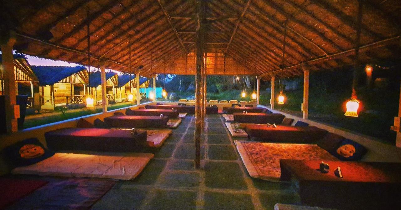 Lazy Panda Hotel Hampi Ngoại thất bức ảnh